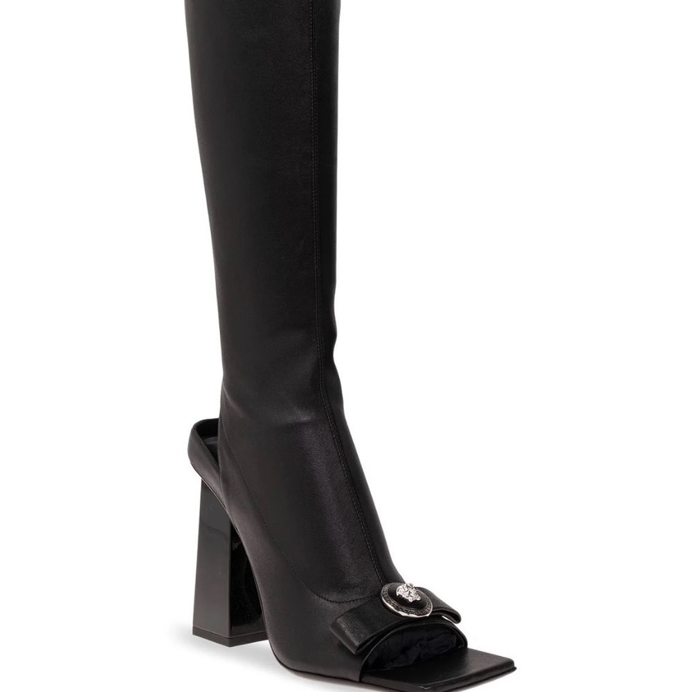 Elegant Black Women's Boots